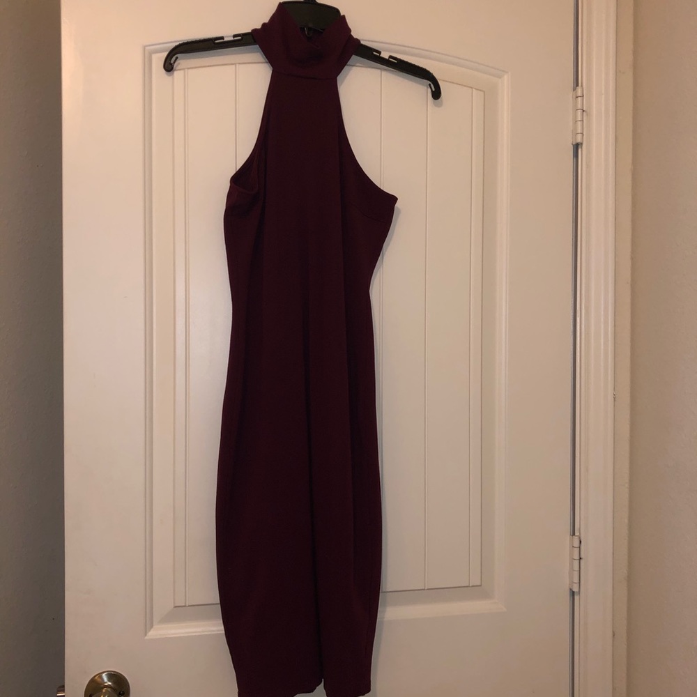 Dress - Picture 2 of 3